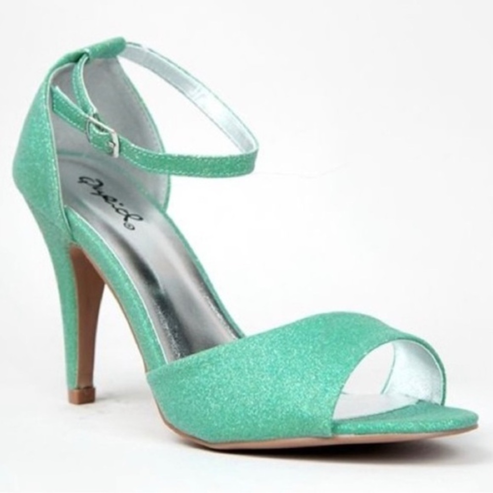 Qupid Mint Green Glitter Open Toe Heels Size 7.5 - NWT